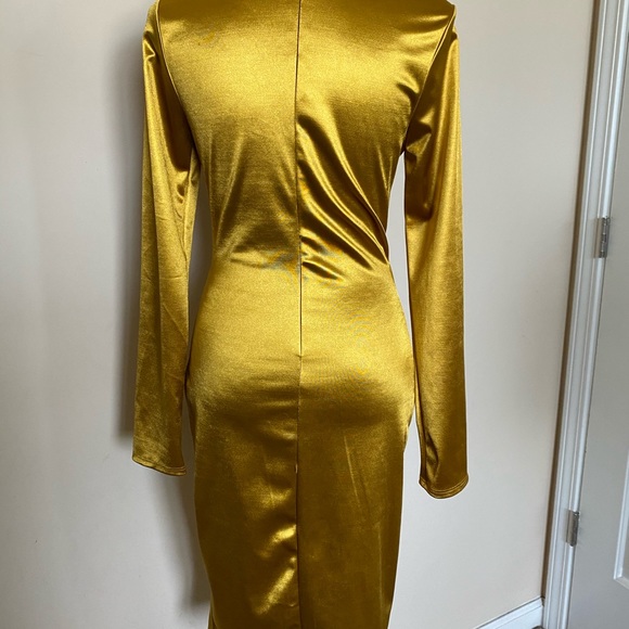 Long Sleeve Midi Dress - Picture 2 of 2